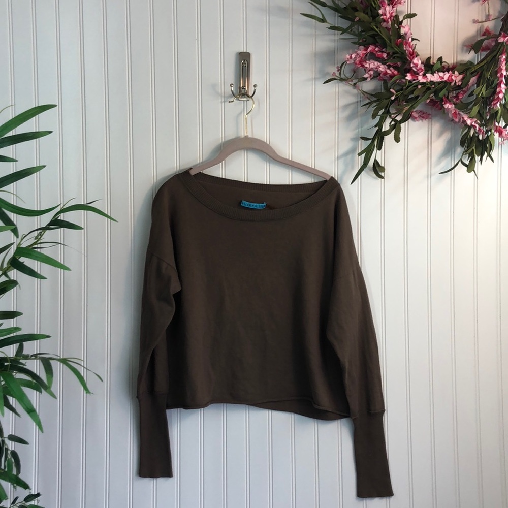 Alice & Olivia brown crop sweater